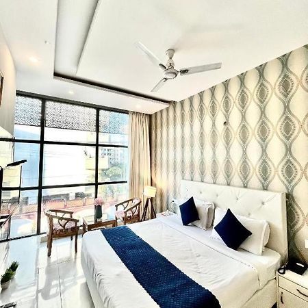 Hotel Hollywood Zirakpur Dış mekan fotoğraf