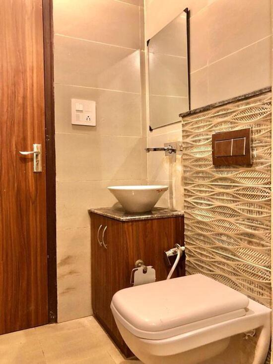 Hotel Hollywood Zirakpur Dış mekan fotoğraf